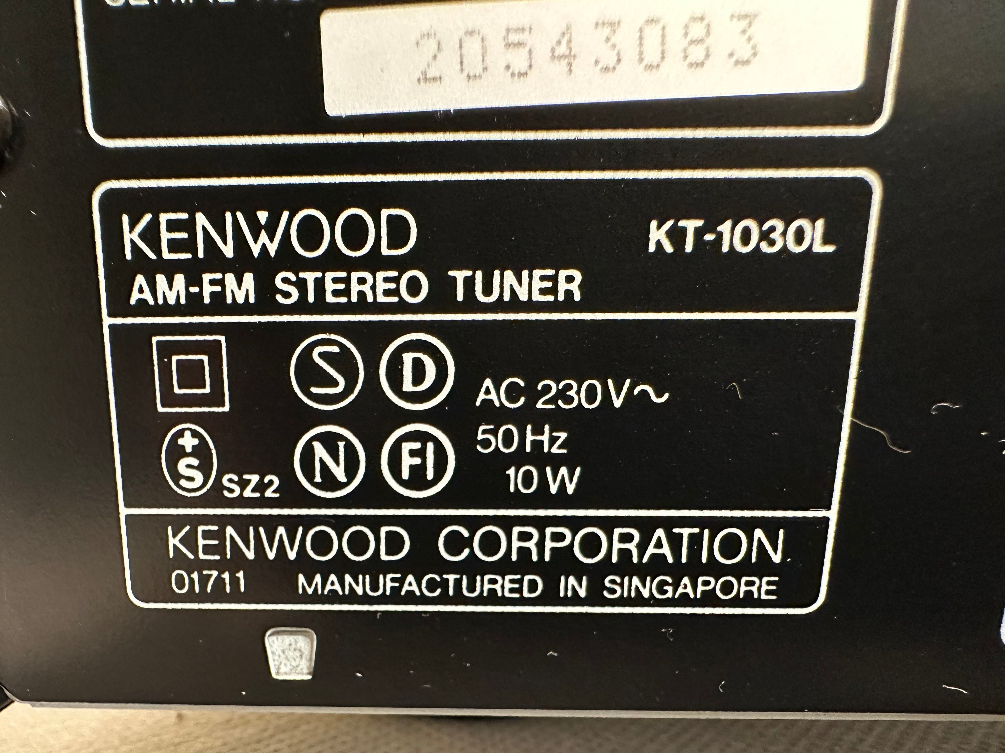 Kenwood KT-1030L AM-FM Stereo Tuner | Sehr Gut