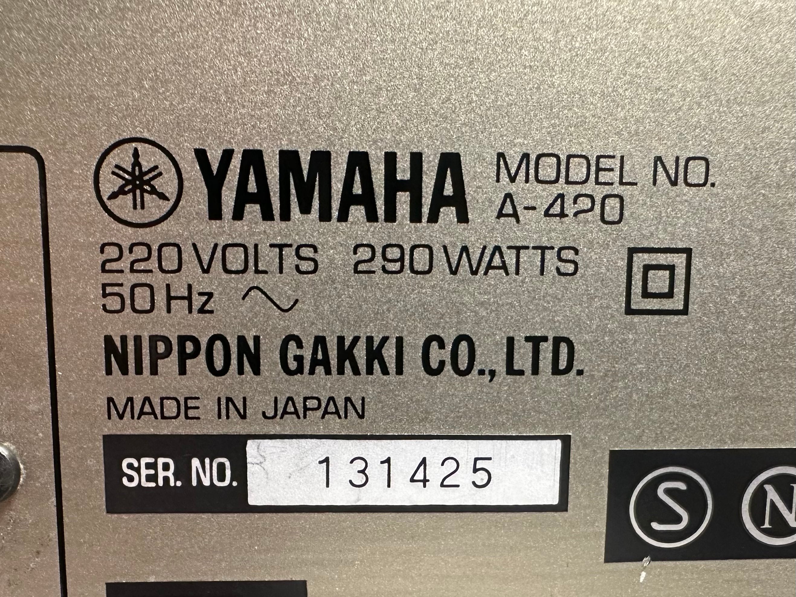 Yamaha A-420 Stereo Vollverstärker | Sehr gut